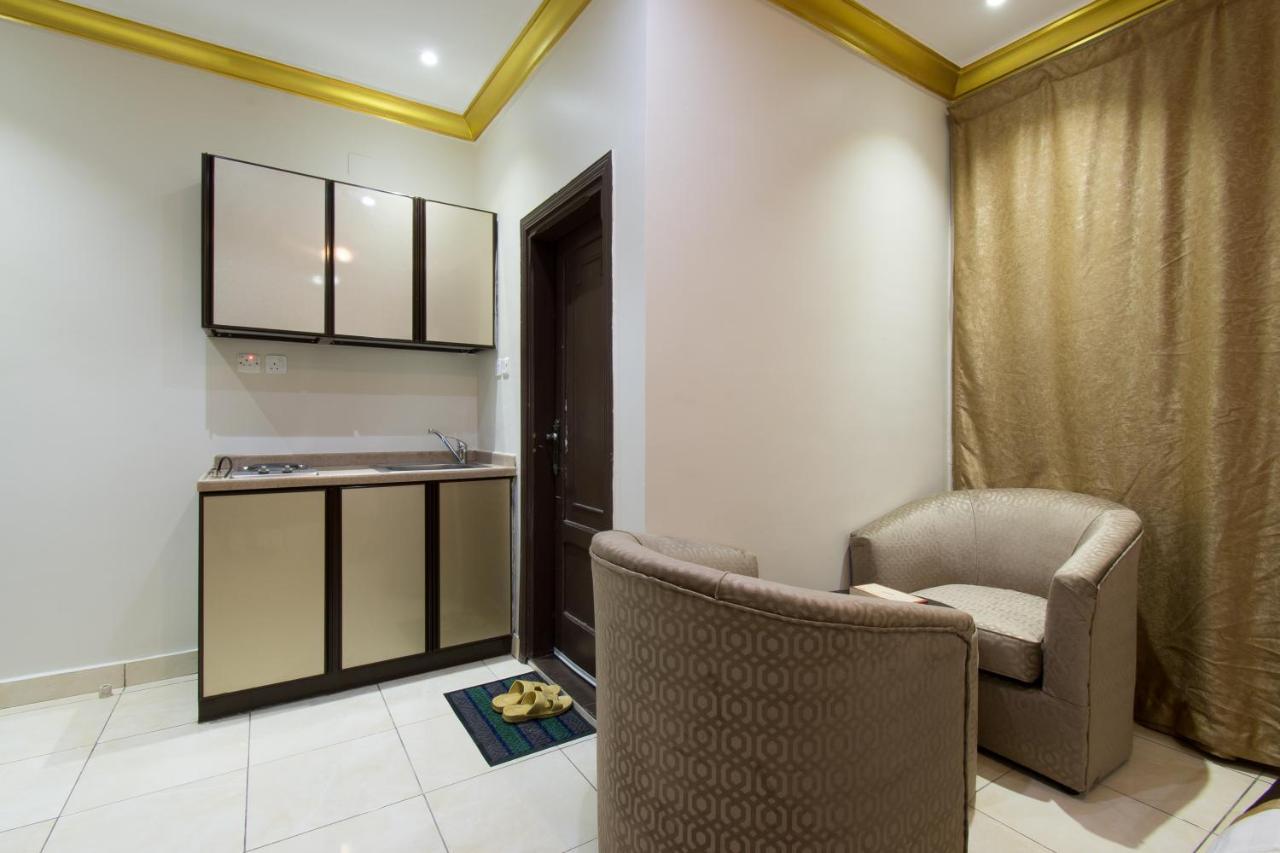 Hotel الراية للشقق المفروشة الشهري والسنوي 4*