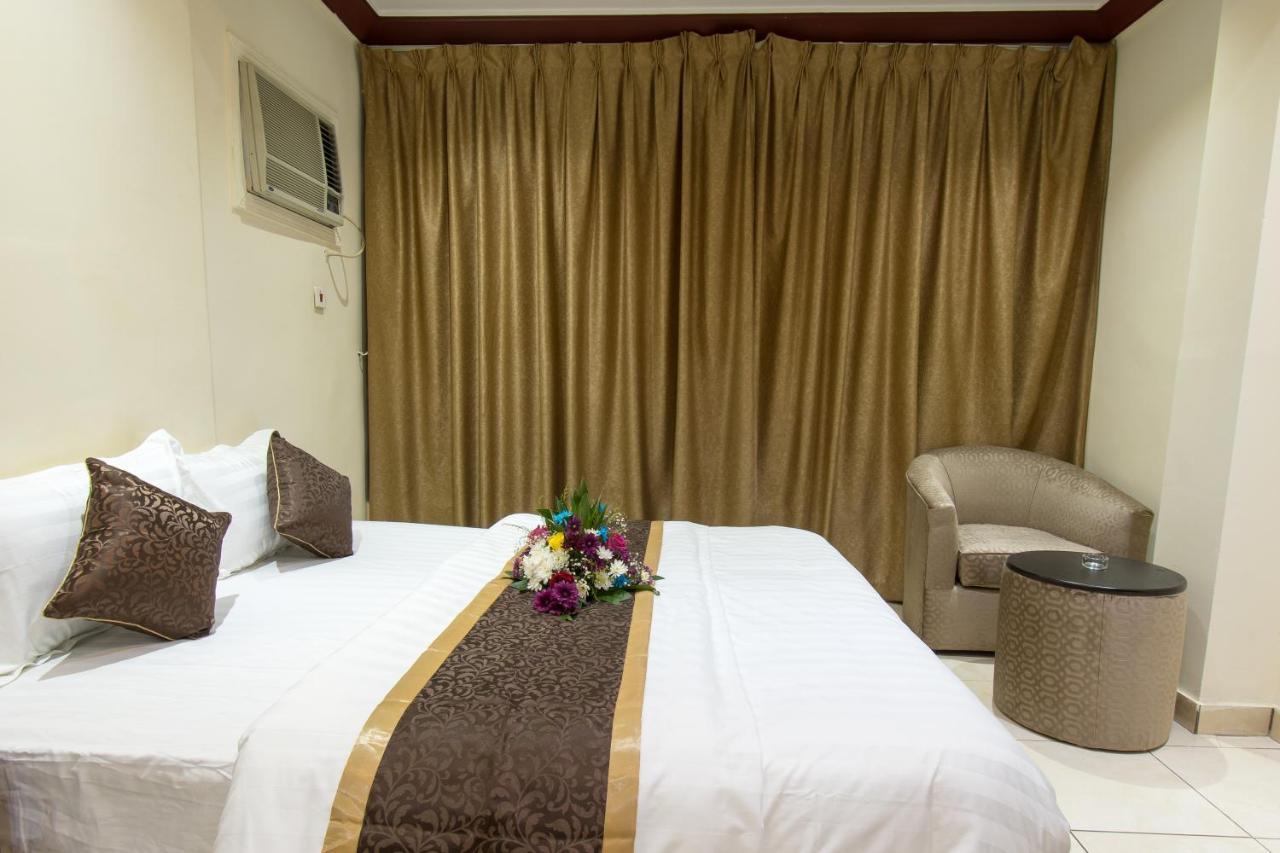 Hotel الراية للشقق المفروشة الشهري والسنوي 4*